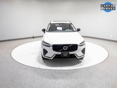 Used 2025 Volvo XC60 B5 Plus image 26