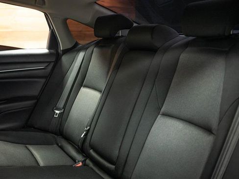 Used 2021 Honda Accord EX image 10