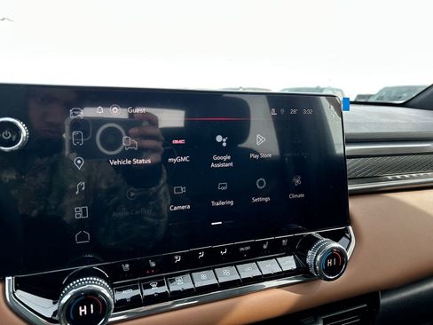 New 2026 GMC Canyon AT4 w/ AT4 Premium Package image 24