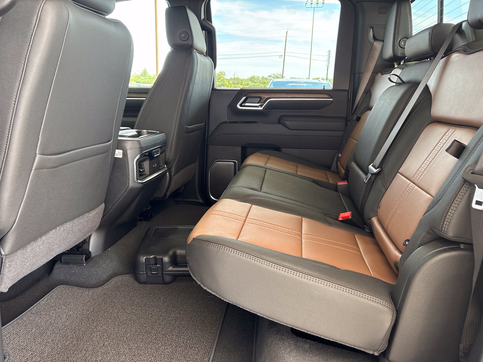 New 2026 Chevrolet Silverado 2500 High Country w/ High Country Premium Package AWD/4WD image 21