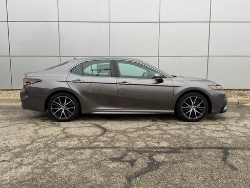 Certified 2023 Toyota Camry SE w/ Cold Weather Package image 31