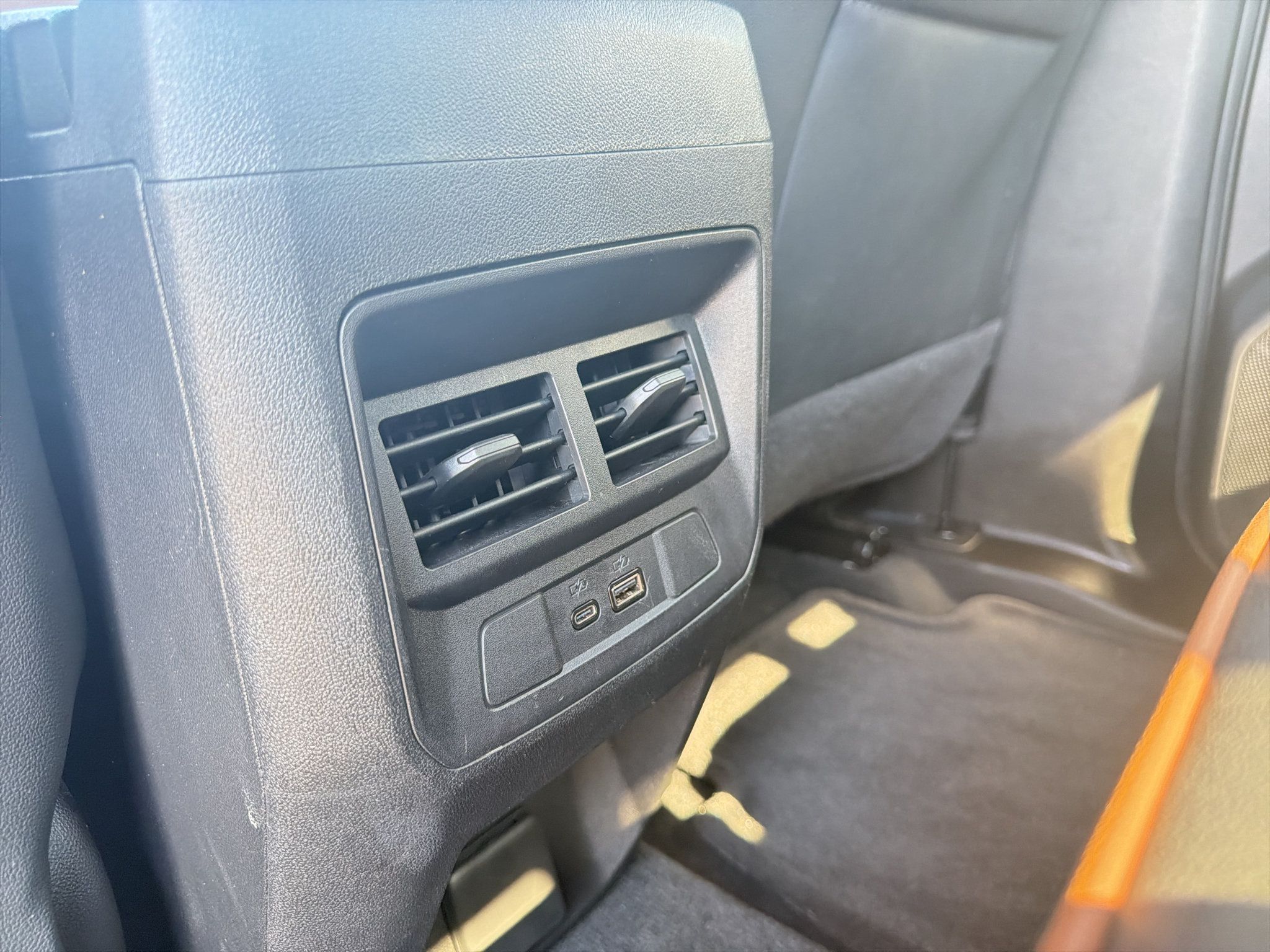 Used 2024 GMC Canyon AT4 w/ AT4 Premium Package AWD/4WD image 24