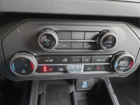 New 2025 Ford Bronco Big Bend image 14