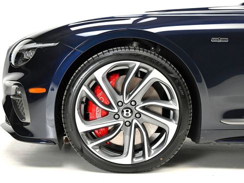 Used 2025 Bentley Continental GT Speed image 36