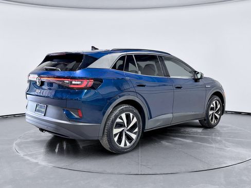 Used 2023 Volkswagen ID.4 Pro AWD/4WD image 3