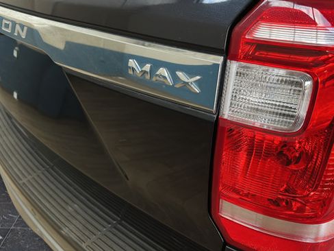 Used 2021 Ford Expedition Max XLT AWD/4WD image 38