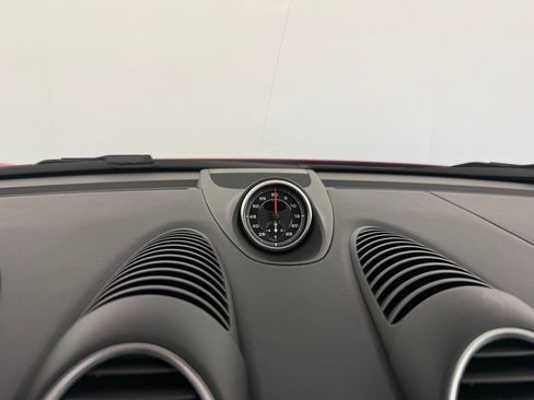 Certified 2025 Porsche 718 Cayman GTS RWD image 21