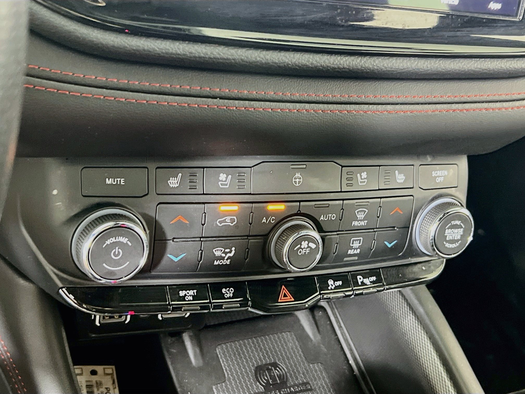 Used 2023 Dodge Durango R/T AWD/4WD image 16