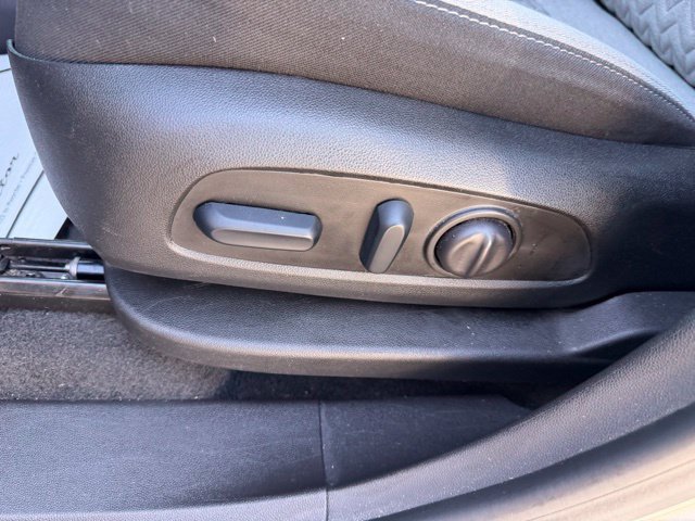 Certified 2024 Chevrolet Equinox LT FWD image 14