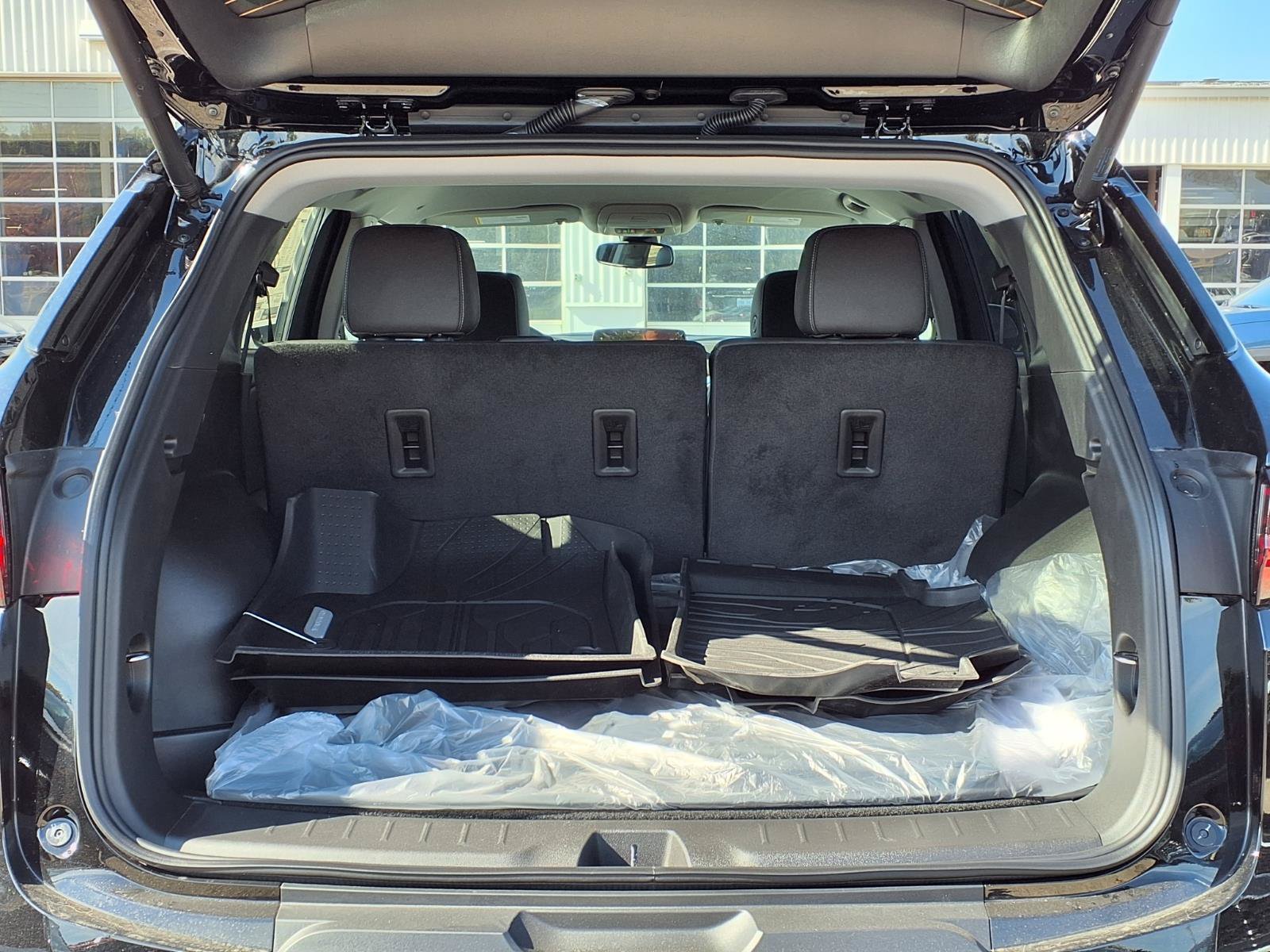 New 2026 Chevrolet Blazer LT w/ LPO, Floor Liner Package AWD/4WD image 8