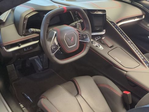Used 2024 Chevrolet Corvette Stingray Premium Cpe w/ Z51 Performance Package RWD image 14