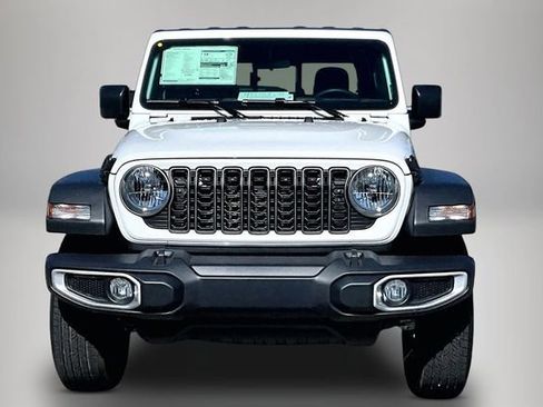New 2026 Jeep Gladiator Sport AWD/4WD image 2