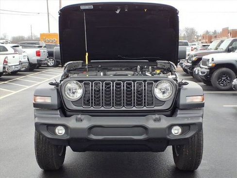 New 2026 Jeep Wrangler Sport AWD/4WD image 23