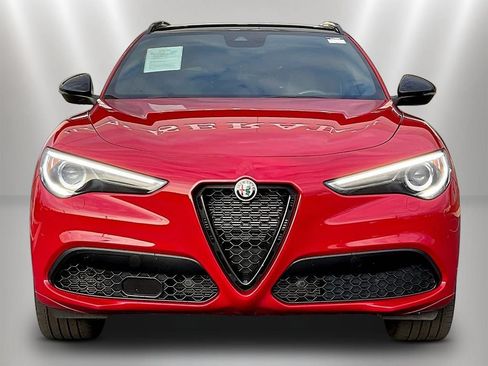 Used 2023 Alfa Romeo Stelvio Veloce AWD/4WD image 2