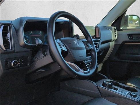 Used 2025 Ford Bronco Sport Outer Banks w/ Outer Banks Tech Package+ AWD/4WD image 10