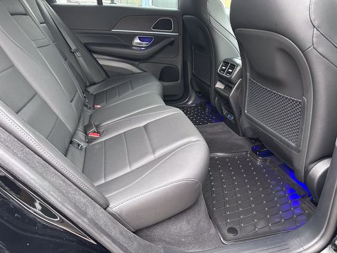 Used 2025 Mercedes-Benz GLE 350 4MATIC image 35