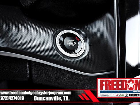 Used 2023 Jeep Grand Cherokee L Laredo RWD image 33