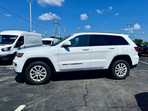 Used 2022 Jeep Grand Cherokee Laredo E AWD/4WD image 4