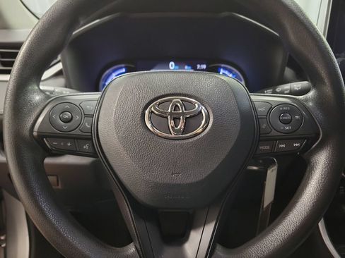 Used 2023 Toyota RAV4 LE AWD/4WD image 19