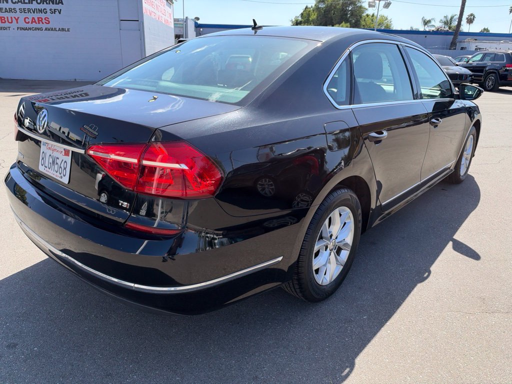 Used 2016 Volkswagen Passat 1.8T S FWD image 5