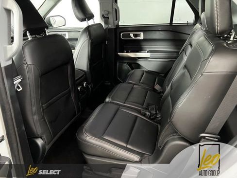Used 2023 Ford Explorer XLT w/ Equipment Group 202A image 21