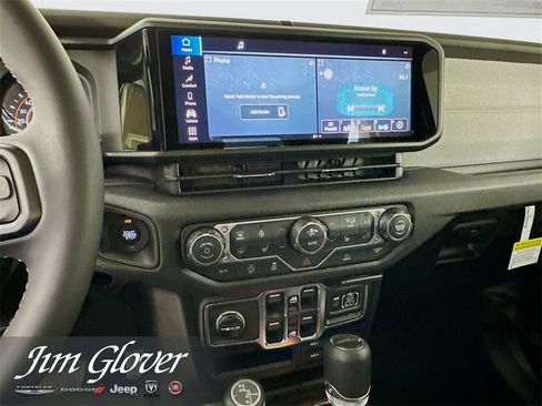 New 2026 Jeep Gladiator Sport image 30