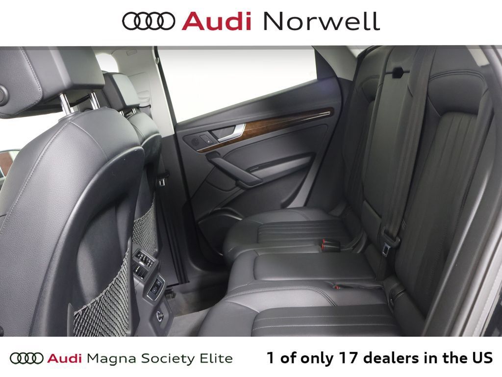 Used 2020 Audi Q5 2.0T Premium w/ Convenience Package AWD/4WD image 24