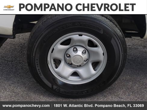 Used 2023 Toyota Tacoma SR image 9