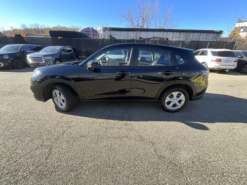 Used 2024 Honda HR-V LX image 3