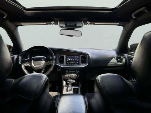 Used 2022 Dodge Charger Scat Pack RWD image 39
