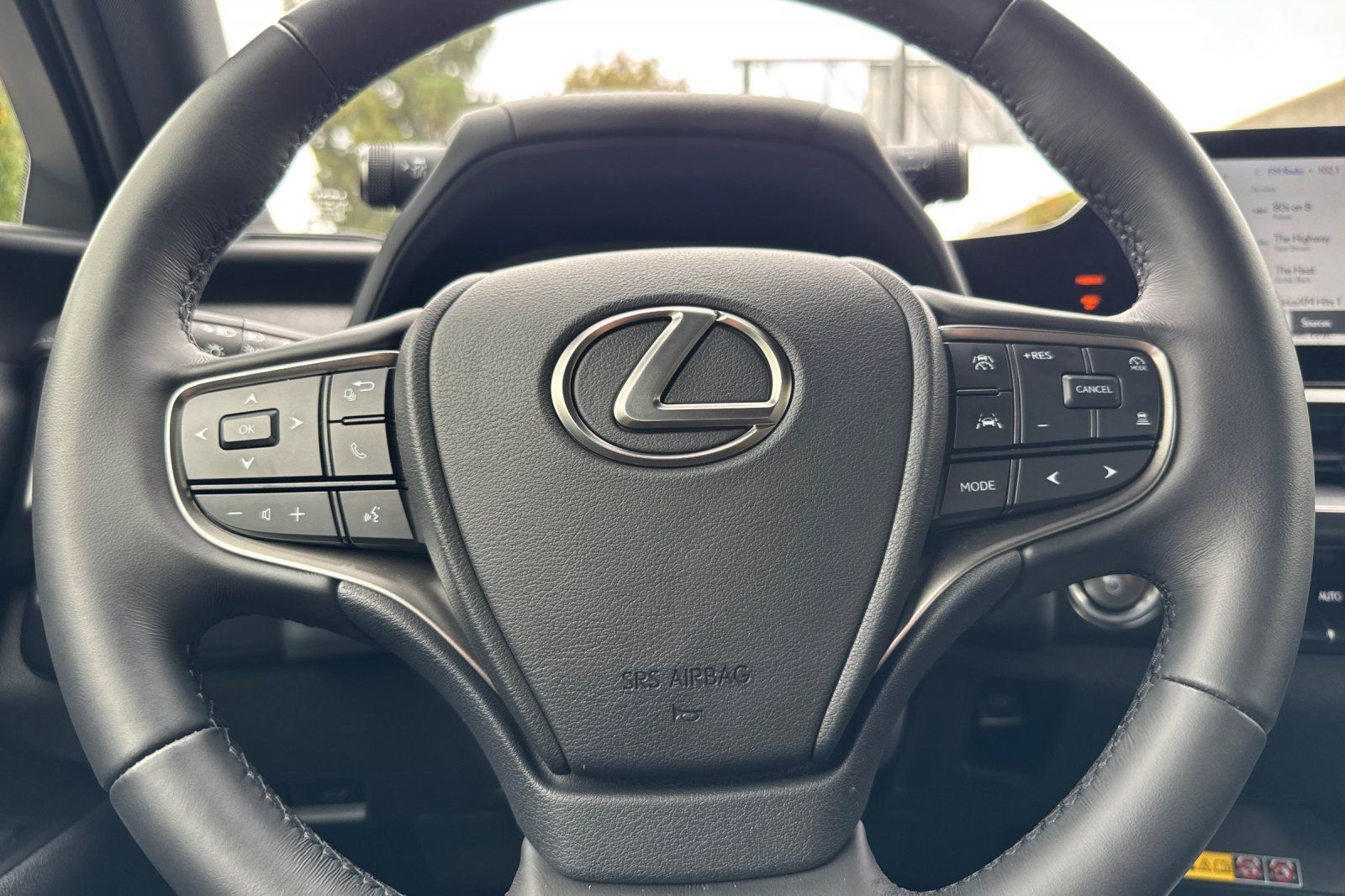 Certified 2026 Lexus UX 300h FWD w/ Accessory Package (Z1) image 29