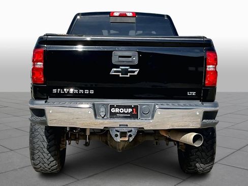 Used 2017 Chevrolet Silverado 2500 LTZ w/ Duramax Plus Package image 4