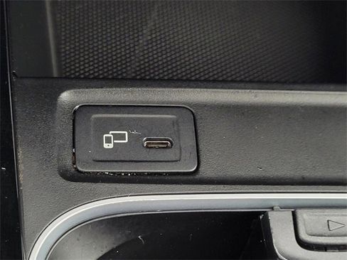 Certified 2023 Mercedes-Benz GLA 250 image 20