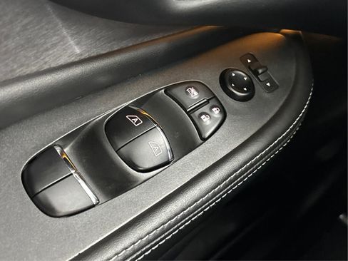 Used 2020 Nissan Murano SL image 42