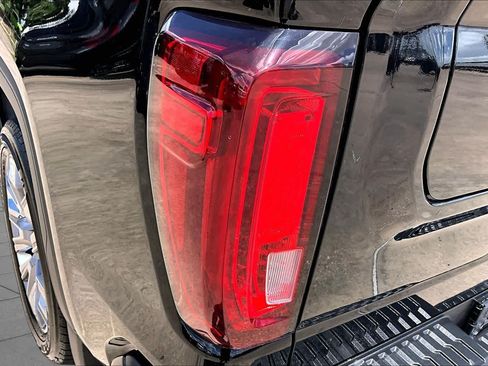 Used 2024 GMC Sierra 1500 Denali AWD/4WD image 29