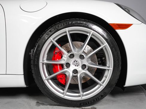 Used 2015 Porsche 911 Carrera S RWD image 34