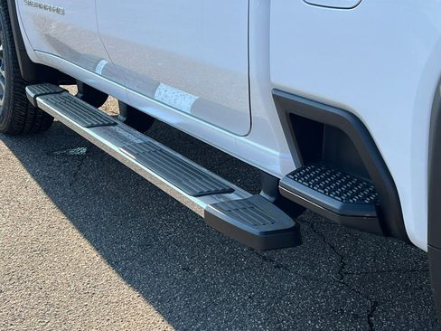 New 2026 GMC Sierra 2500 SLE w/ SLE Value Package; image 6