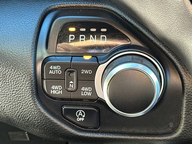 Used 2023 RAM 1500 Big Horn AWD/4WD image 34