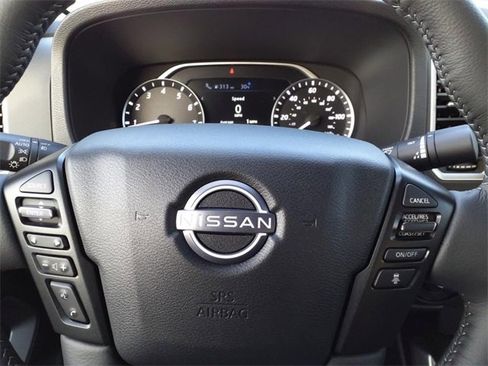 Certified 2024 Nissan Frontier SV w/ Technology Package image 14