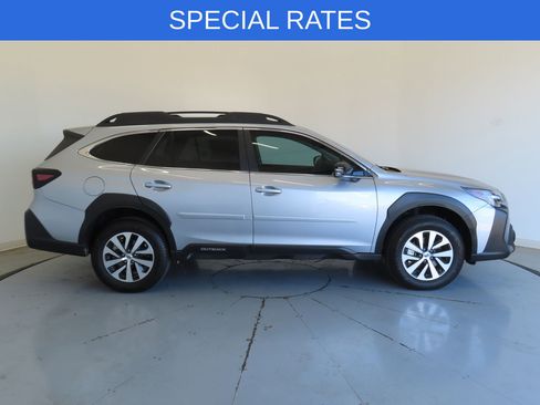 Certified 2025 Subaru Outback Premium image 2