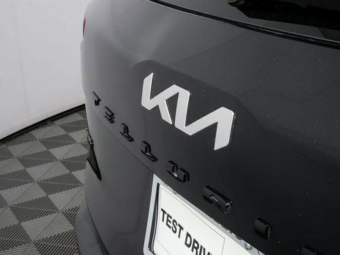 Used 2022 Kia Telluride SX w/ Nightfall Edition Package image 38