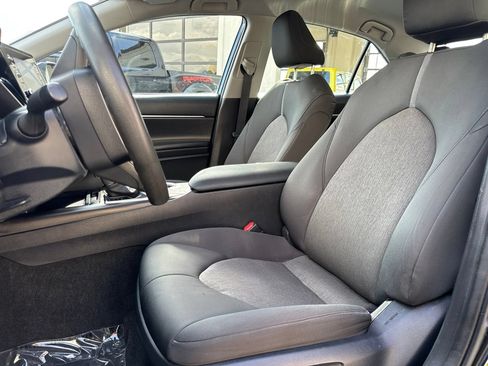 Used 2023 Toyota Camry LE FWD image 18