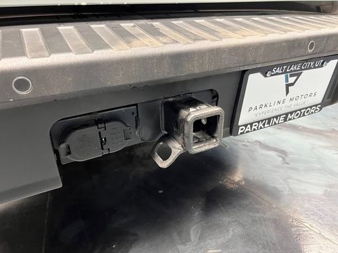 Used 2024 Ford Maverick Lariat w/ Black Appearance Package image 13