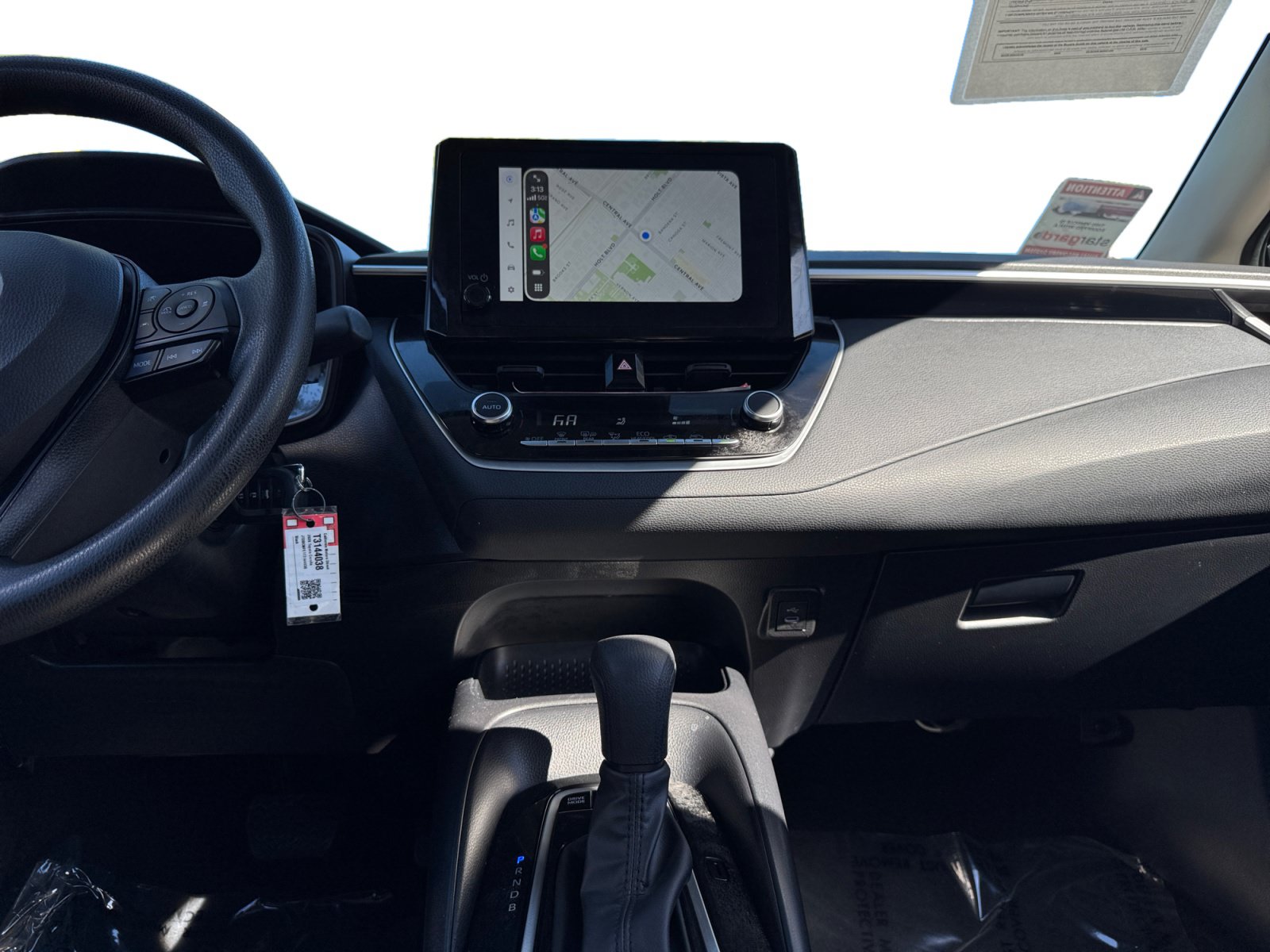 Used 2026 Toyota Corolla LE FWD image 11