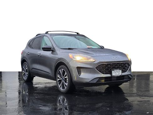 Used 2021 Ford Escape SE w/ SE Sport Appearance Package image 1
