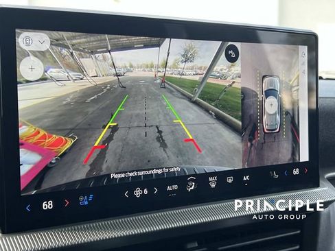 Used 2025 Ford Explorer Platinum w/ LUX Leather Package image 23