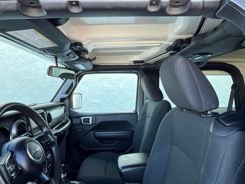 Used 2022 Jeep Wrangler Sport AWD/4WD image 20