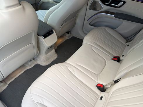 Used 2023 Mercedes-Benz EQS 450+ SUV image 15