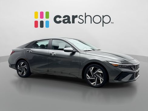 Used 2025 Hyundai Elantra SEL FWD image 7