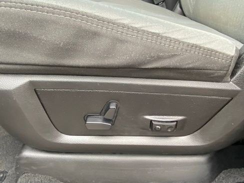 Used 2019 RAM 2500 Big Horn AWD/4WD image 15